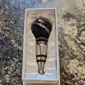 Elegant Wine Stopper - NWT